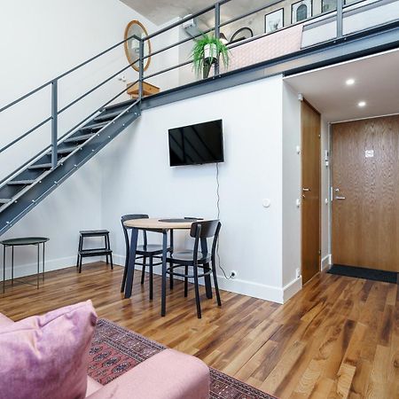 Dream Stay - Modern City Centre Lofts With Self Check-In تالين المظهر الخارجي الصورة
