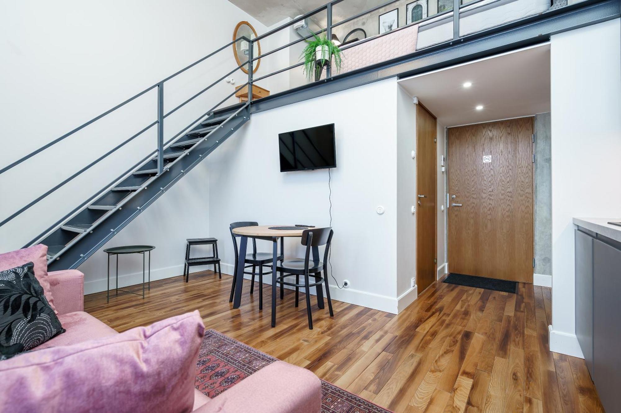 Dream Stay - Modern City Centre Lofts With Self Check-In تالين المظهر الخارجي الصورة