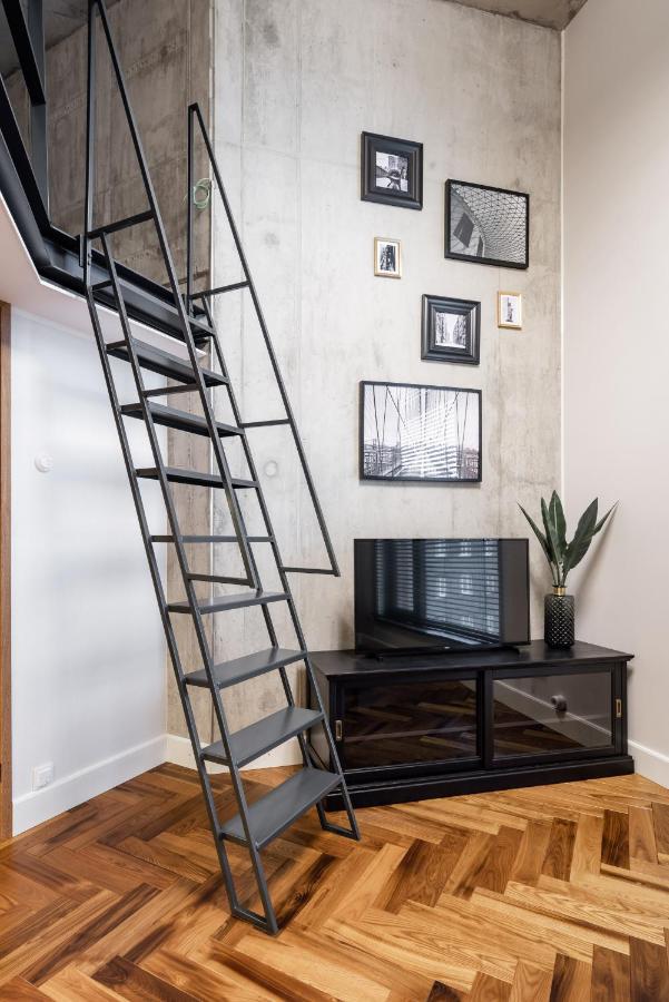 Dream Stay - Modern City Centre Lofts With Self Check-In تالين المظهر الخارجي الصورة